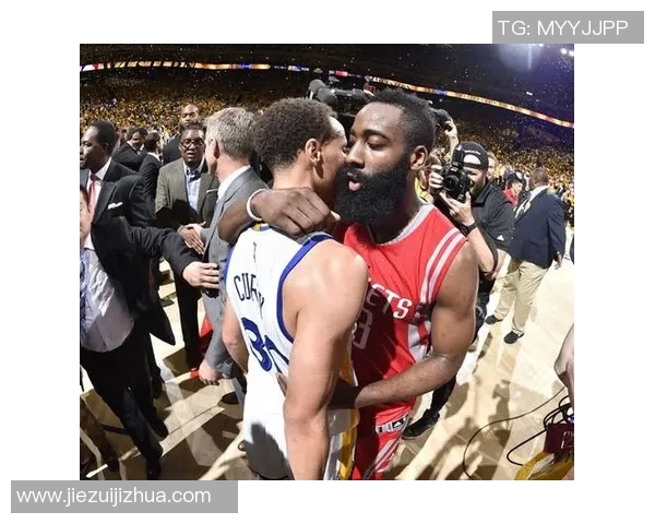 足球迷与球星之间的互动关系探析球迷文化对球员影响的多维视角